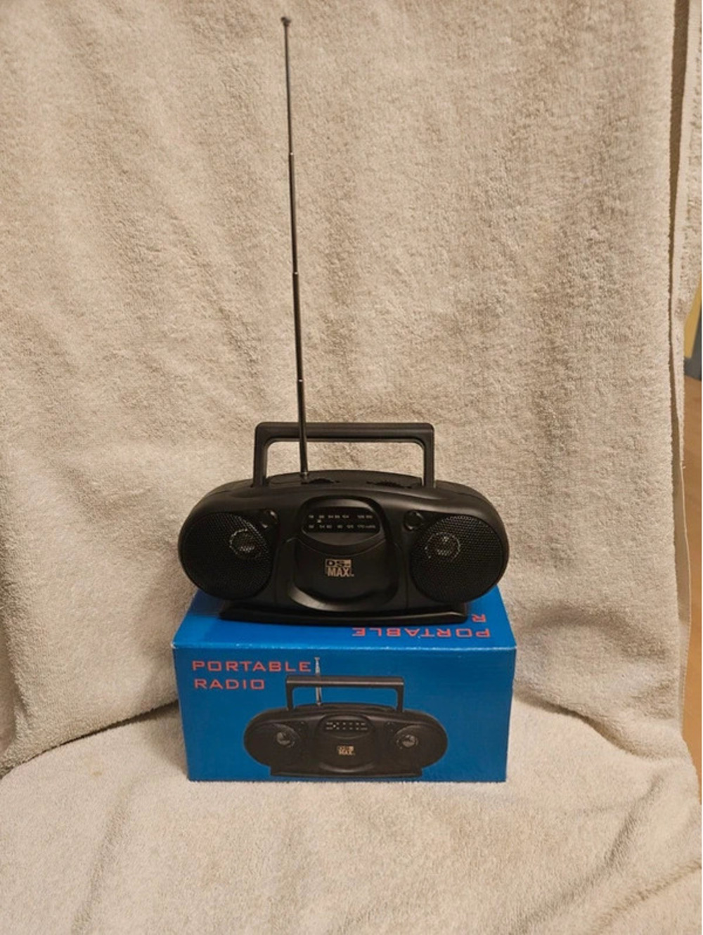 NOS Vintage 1994 DS-Max PR-23 Portable AM/FM Radio New In Box Black